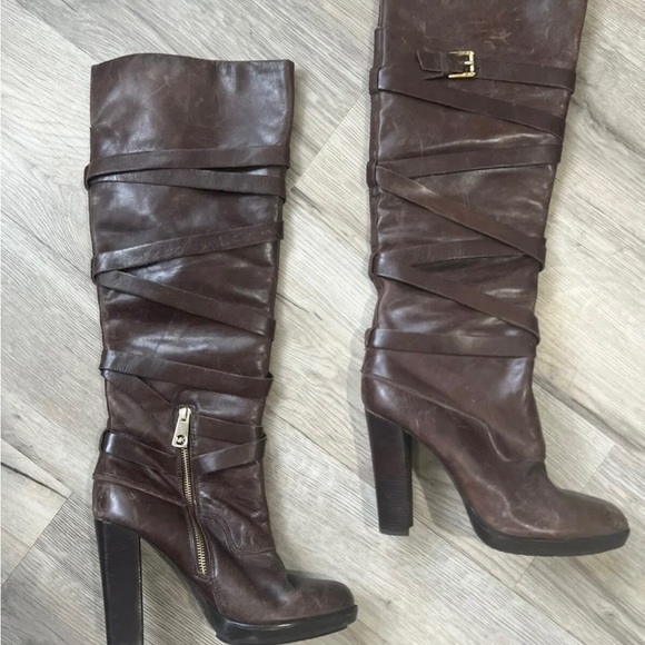 Michael Kors Greenwich Tall Belted Boots- women’s size 10m - Picture 3 of 5